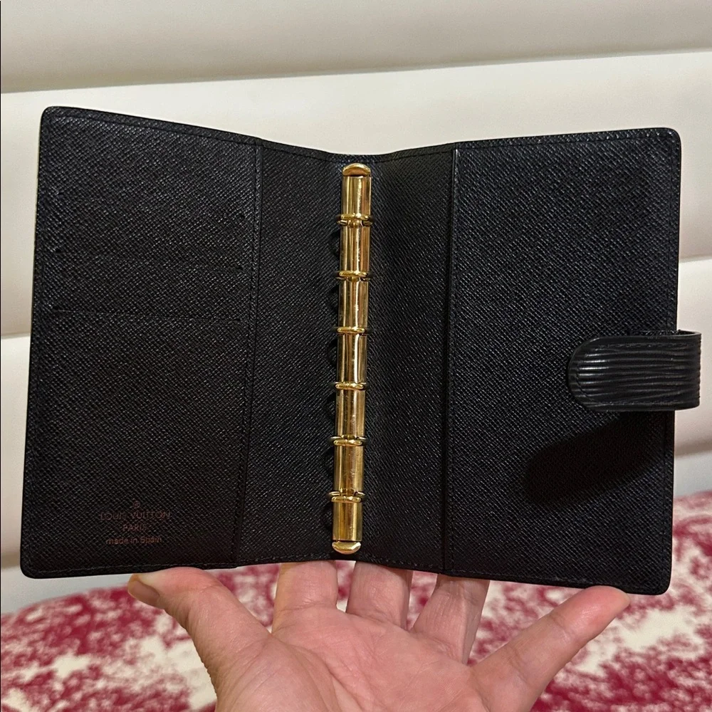 Louis Vuitton Black Leather Passport Cover/Agenda PM - Picture 9 of 15